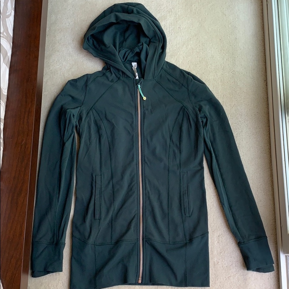 Lululemon daily practice sweatshirt . Size 8